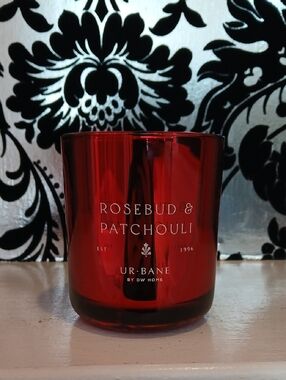 Rosebud & Patchouli Scented Candle